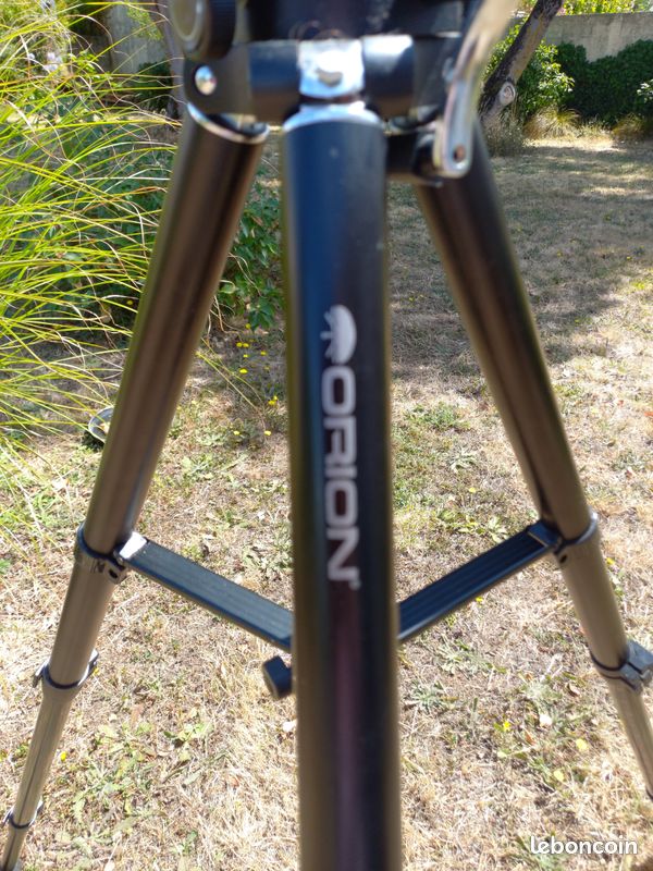 Jumelles astronomiques Orion 15×70 et trépier (image 9)