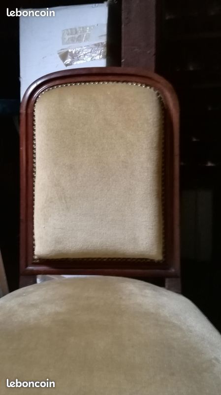 Paire de chaises anciennes - assise et dossier en velours (image 6)