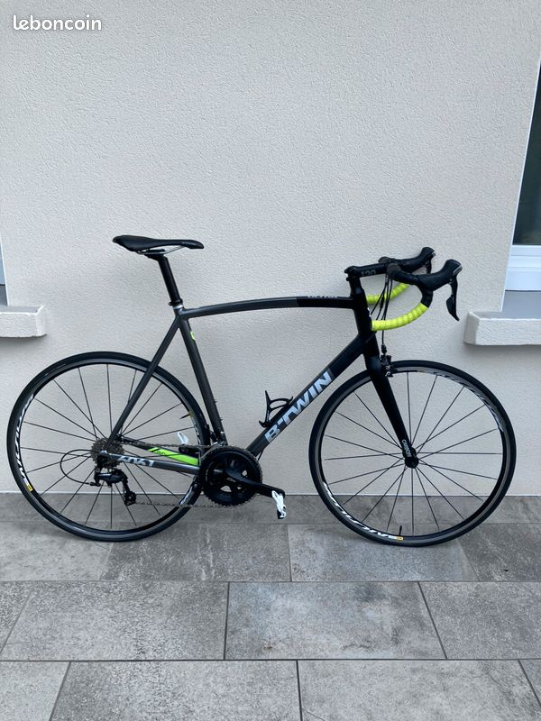 Vélo de Route Decathlon BTWIN Ultra 900 AF SHIMANO 105 Alu