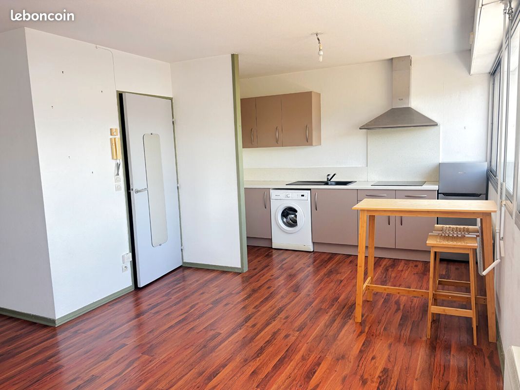 Appartement 1 pièce 37 m² · à Talence · 37 m² · 700 €