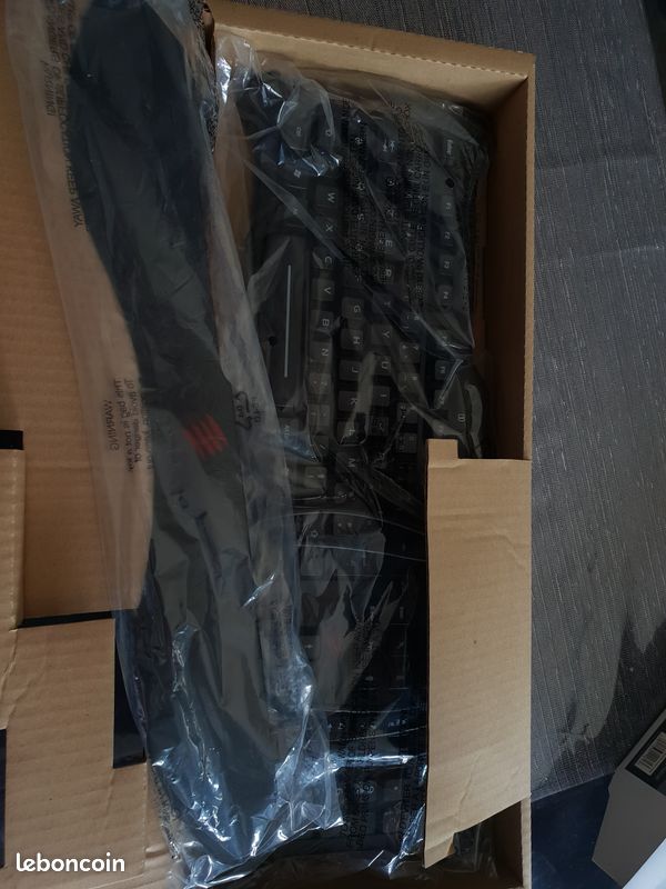 Clavier gaming mad catz (image 3)