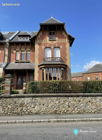 Maison 9 pièces 165 m²