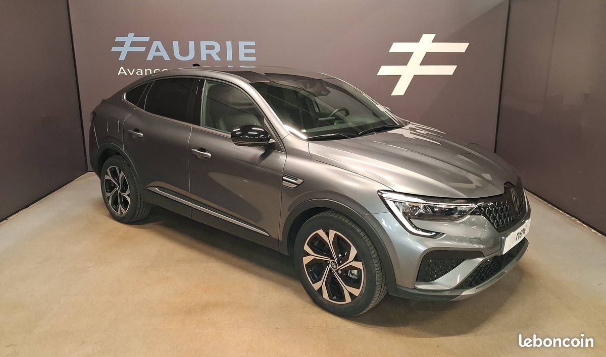RENAULT Arkana E-Tech 145 - 23 Techno (image 3)