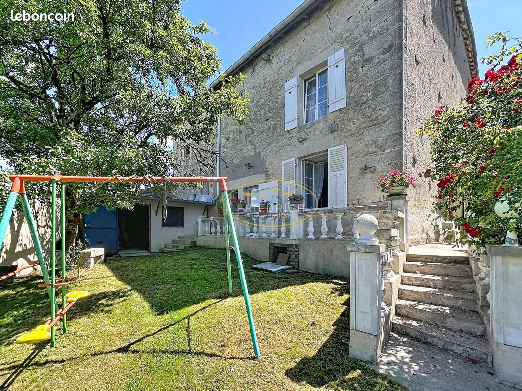 Maison 6 pièces 162 m² · à Demange-Baudignécourt · 162 m² · 139 000 €