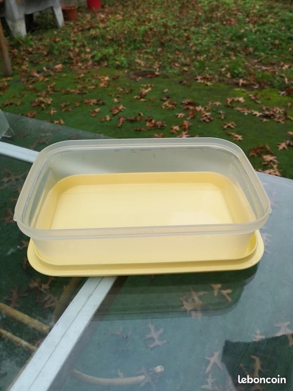 Boite fromage tupperware (image 1)