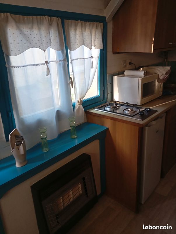 Loue studio meuble (image 1)