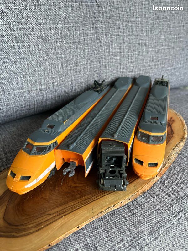 Pantographes Jouef HO Pour TGV – Orange, Bon état, Occasion Fonctionnelle