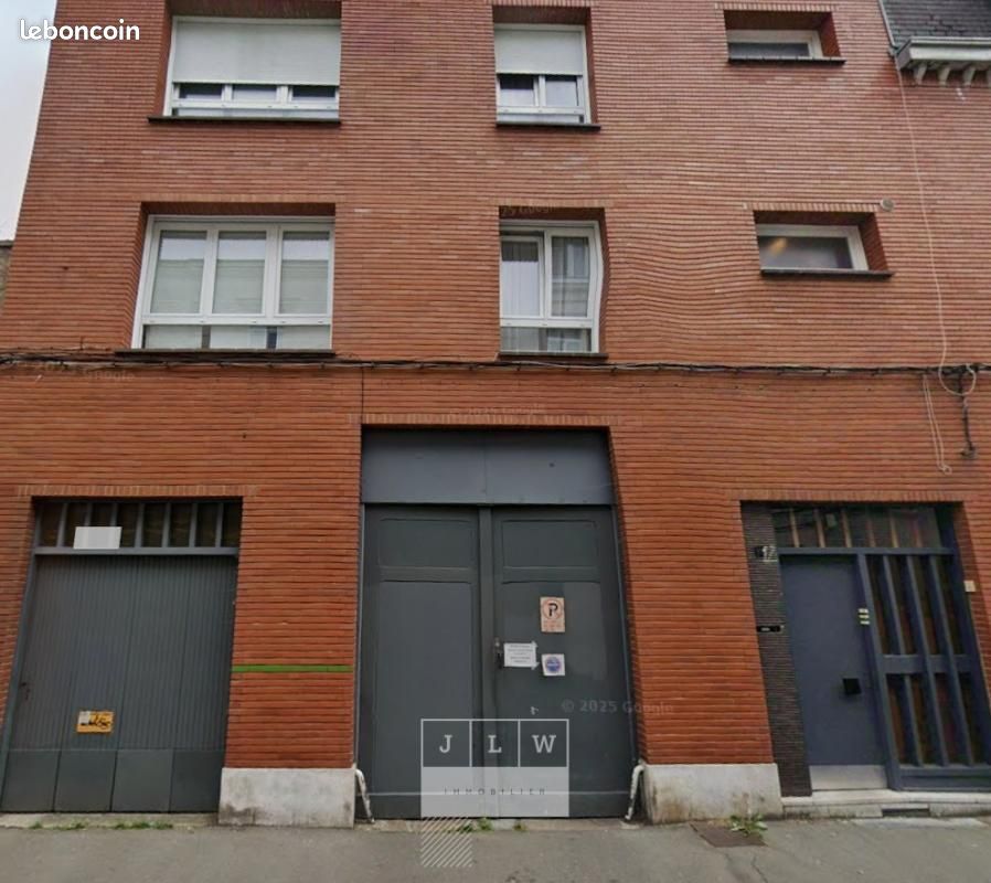 Parking Lille · 90 €/mois