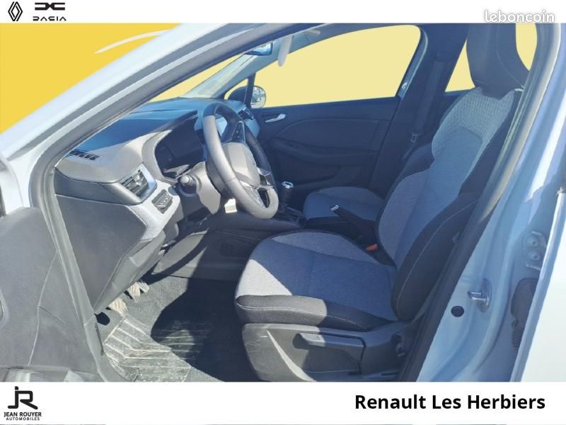 Renault Clio 1.5 dCi 100ch Evolution - 25 (image 3)