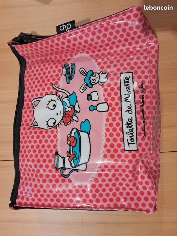 Trousse de toilette chat (image 1)
