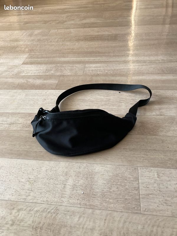 Sac en forme de banane (image 1)