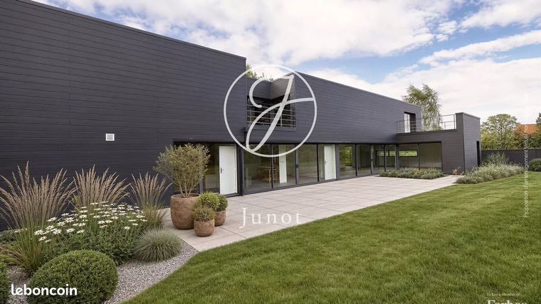 Maison 6 pièces 269 m²