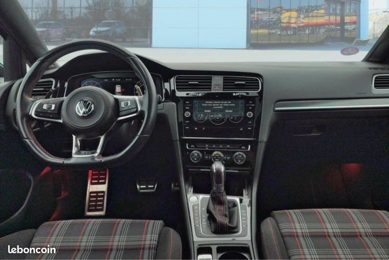 Volkswagen Golf 7 GTI Performance 245 DSG7 – Origine FR – TO / DCC / Virtual Cockpit (image 3)