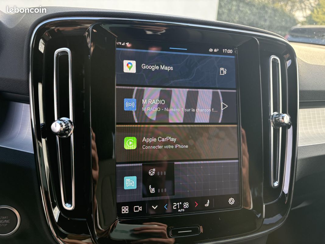 VOLVO XC40 B3 163 ch DCT7 Plus (image 10)