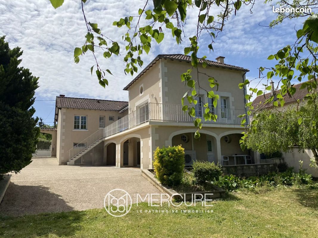 Maison 5 pièces 194 m² · à Chauvigny · 194 m² · 315 000 €
