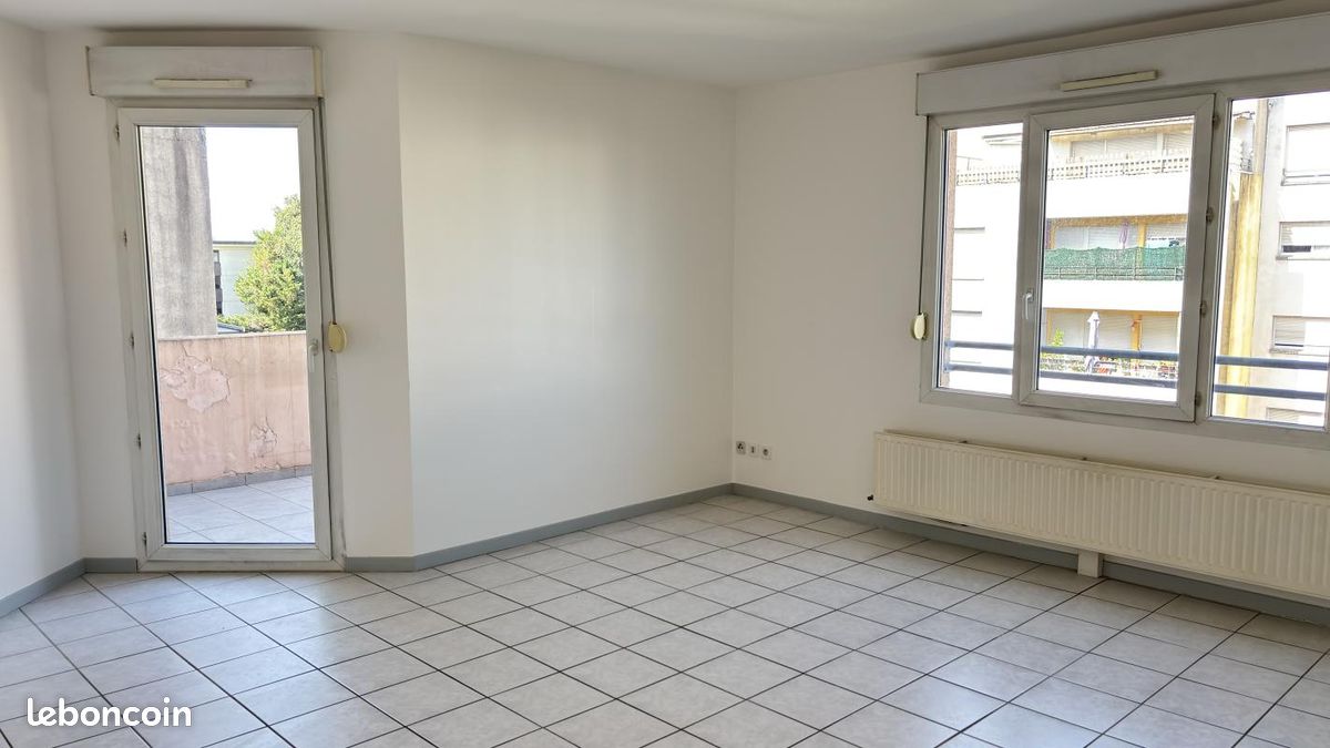 Appartement 4 pièces 83 m² · à Grenoble · 83 m² · 943 €