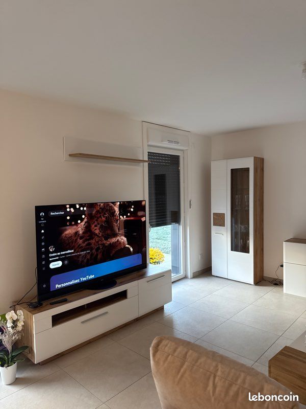 Ensemble Meuble tv/ table basse et 3 elements (image 1)