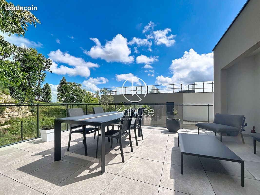 Appartement 3 pièces 72 m² · à Saint-Didier-au-Mont-d'Or · 72 m² · 450 000 €