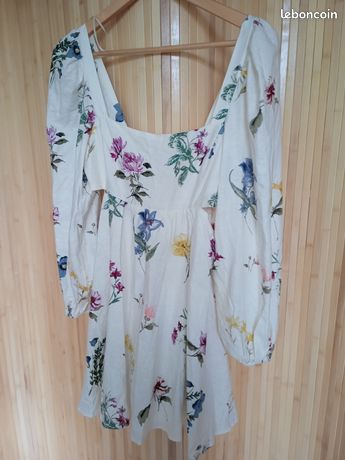 Robe MANGO Exclusive Collection à fleurs – manches bouffantes, dos