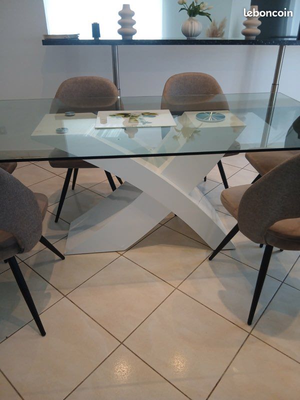 Table salle à manger (image 2)