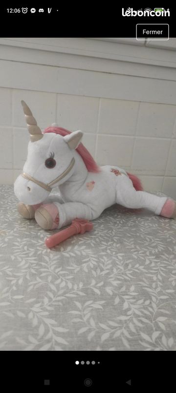 Licorne 🦄 peluche musicale (image 2)