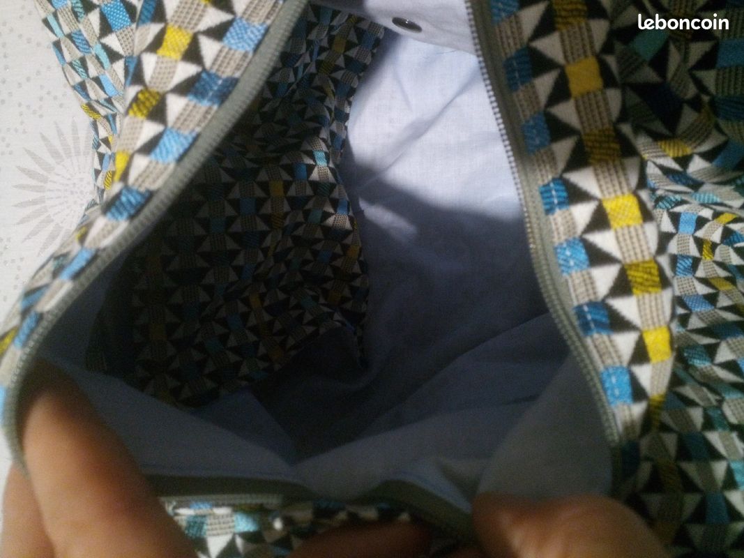 Sac tissu avec motif - neuf (image 3)