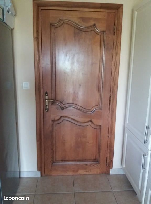 Porte bois massif (image 1)
