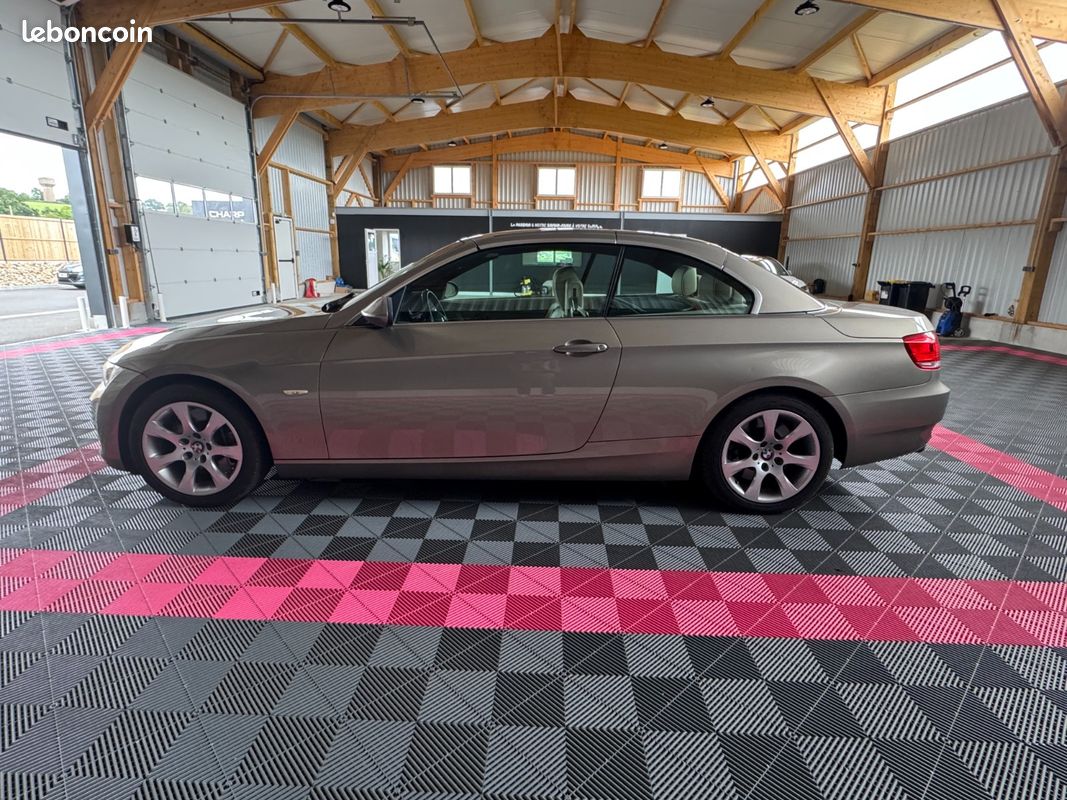 BMW SERIE 3 CAB E93 330i Luxe A (image 4)
