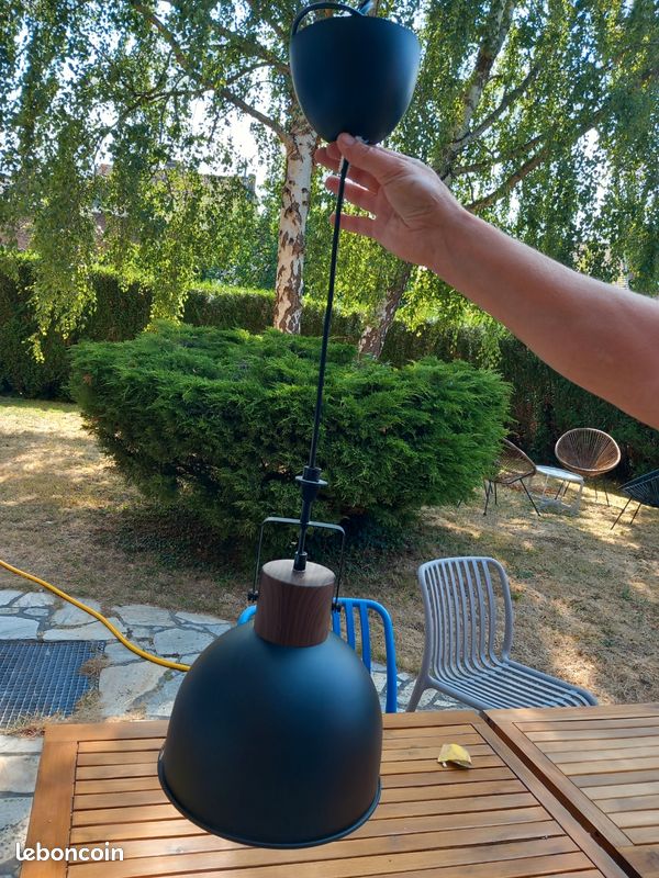 Suspension luminaire (image 2)