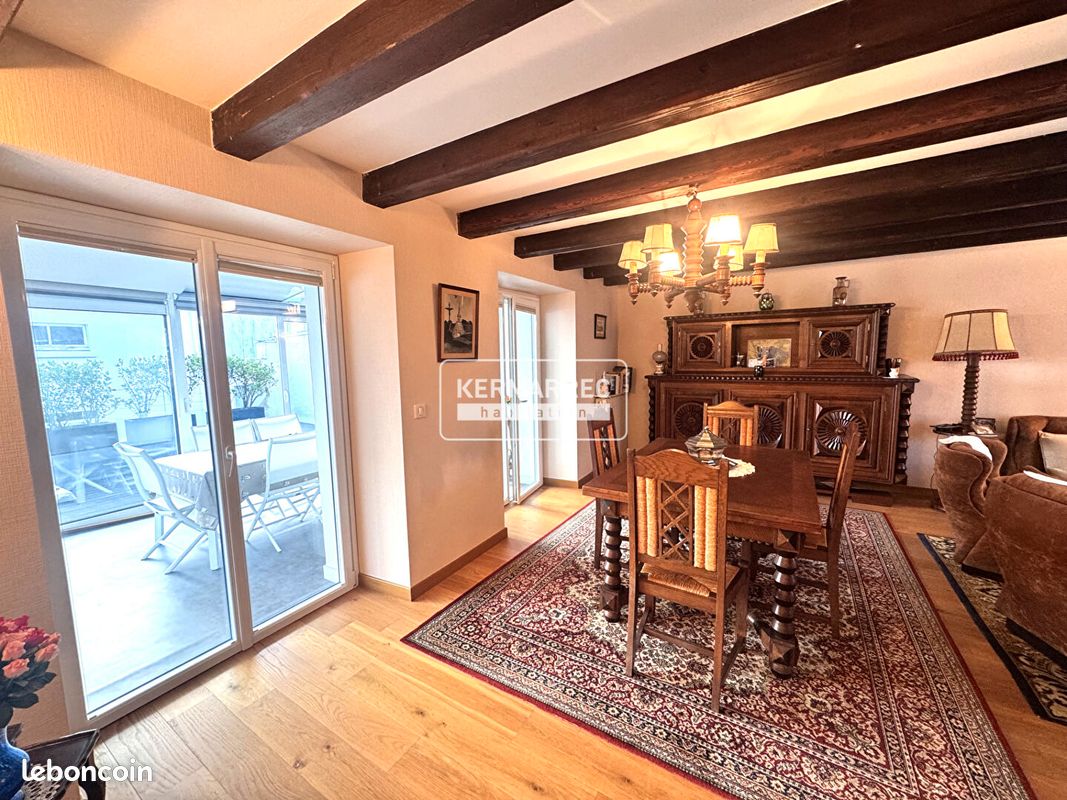 Maison 9 pièces 168 m² · à Plougoumelen · 168 m² · 465 000 €