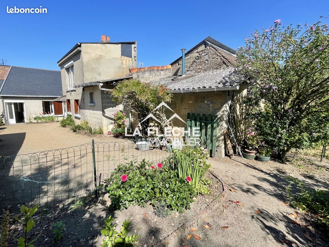 Maison 6 pièces 105 m² · à Baugé-en-Anjou · 105 m² · 84 000 €