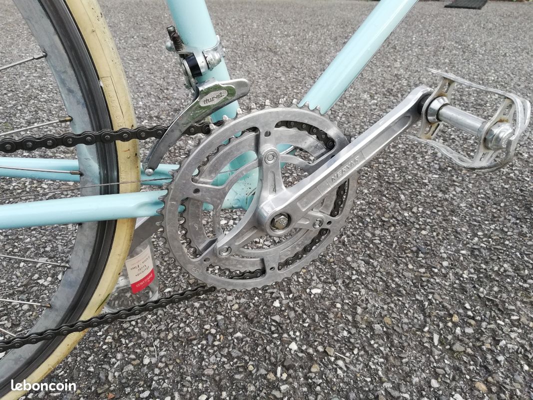CADRE VELO BAZOU 3055g 56,5×55.5cm 123mm BFFF vintage