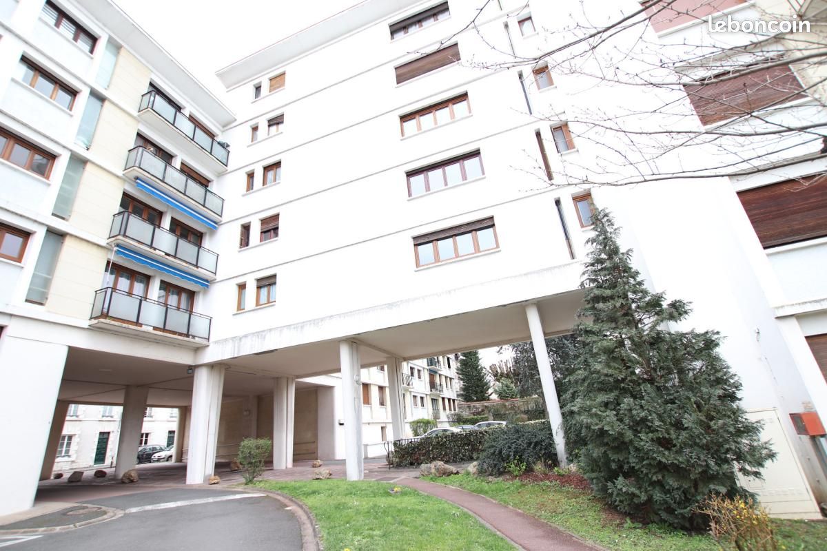 Appartement 3 pièces 87 m² · à Orléans · 87 m² · 159 500 €