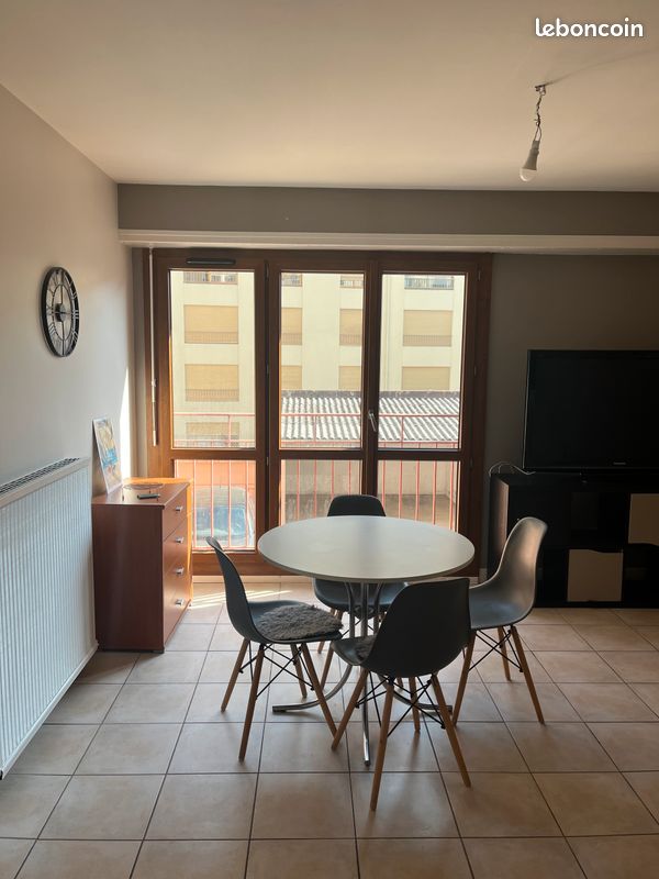 Appartement 1 pièce 32 m² · à Pau · 32 m² · 520 €