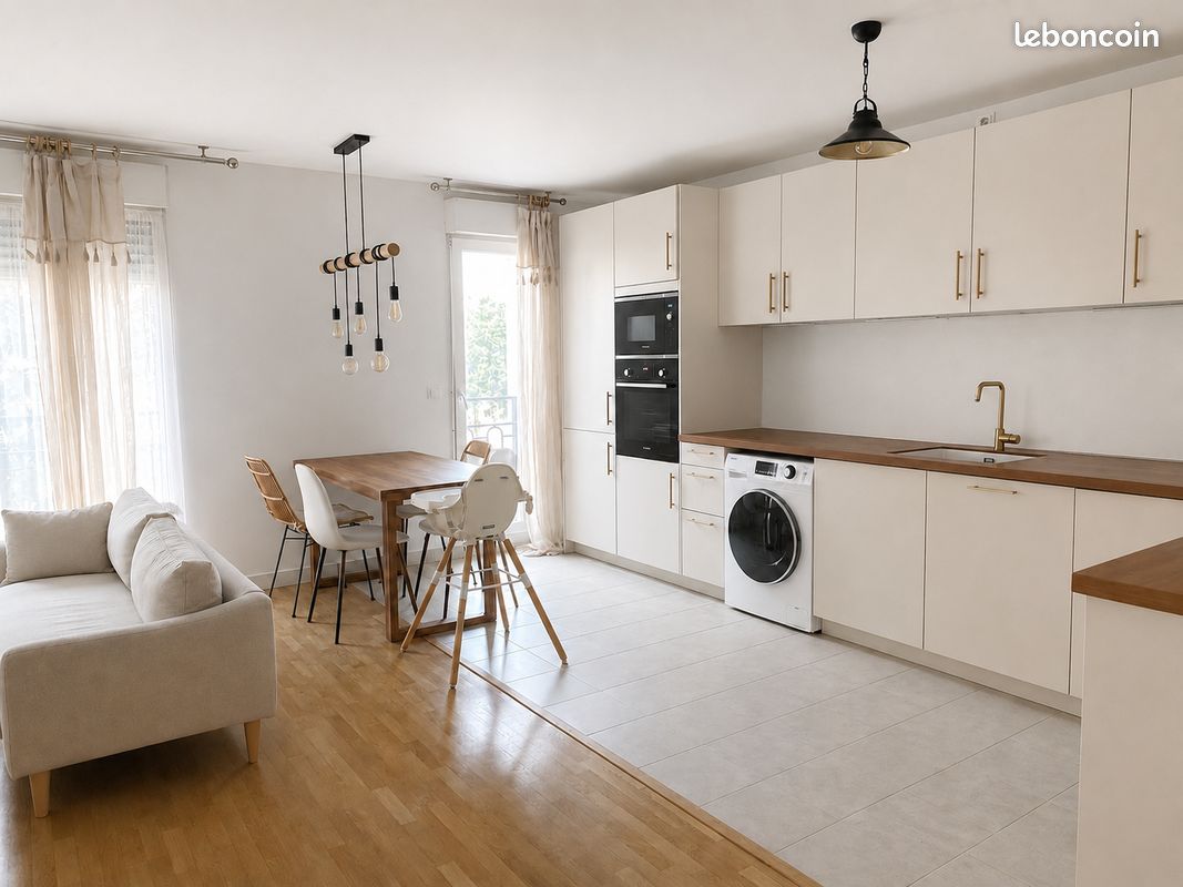 Appartement 4 pièces 95 m² · à Antony · 95 m² · 2 070 €