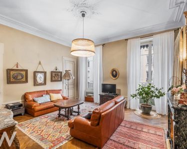 Appartement 560 000 € - 145 m²