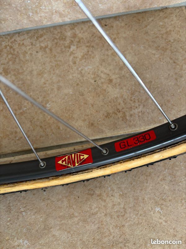 Moyeu Avant CAMPAGNOLO RECORD Titane – 36 Trous, HB-30RE, Bel état