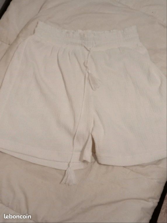 Short blanc S (image 1)