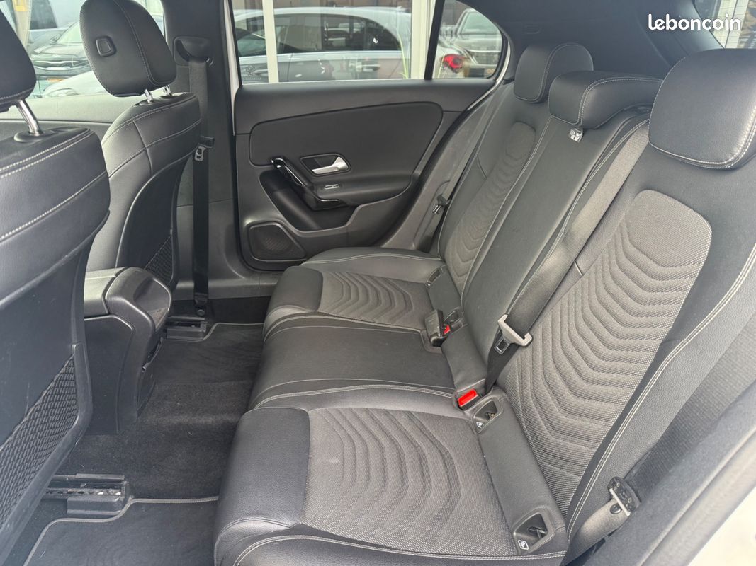 MERCEDES-BENZ CLASSE A 1.5 180 D 115 STYLE LINE 7G-DCT Bva - ATTELAGE (image 12)