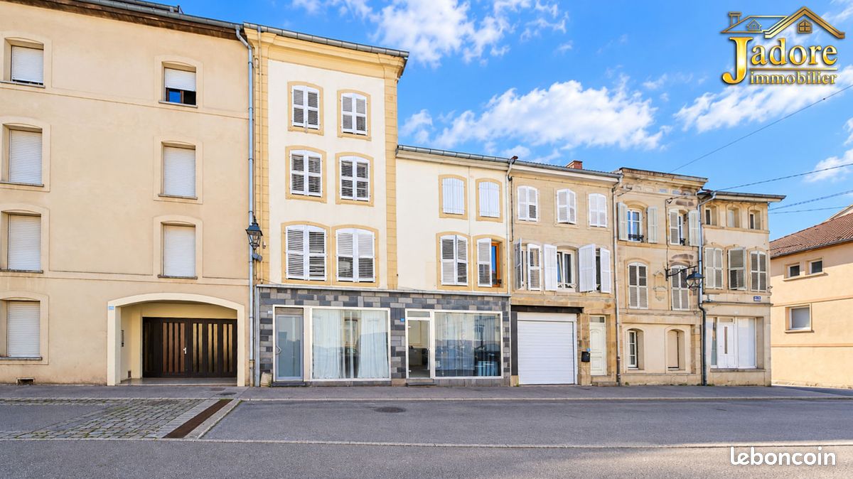 Immeuble 230 m² · à Rambervillers · 230 m² · 71 500 €