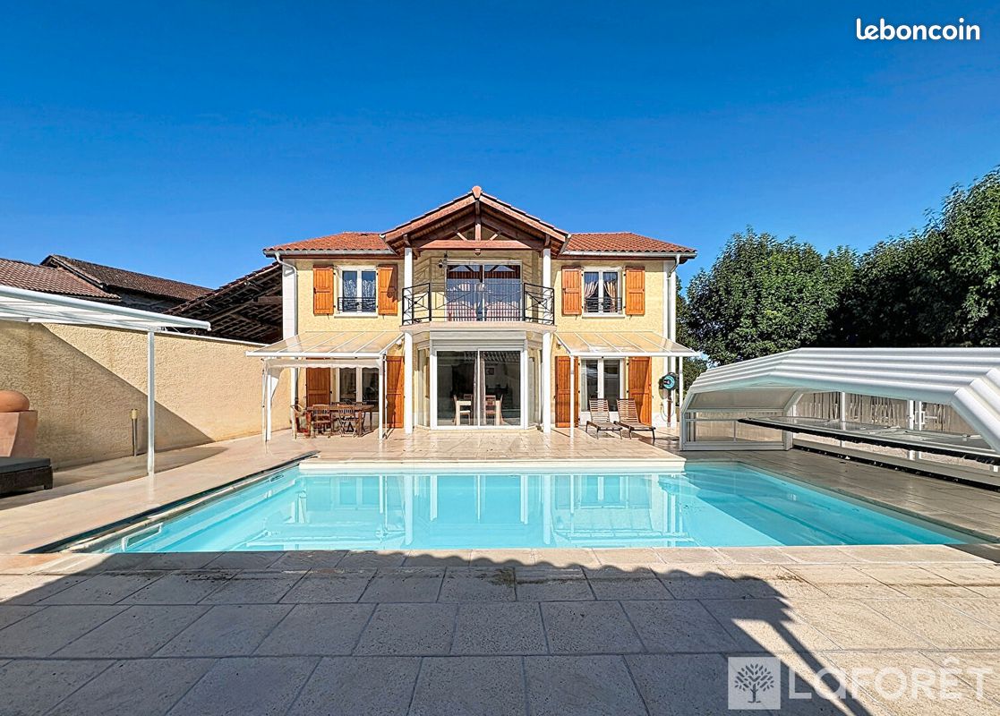 Maison 6 pièces 182 m² · à Châtonnay · 182 m² · 475 000 €
