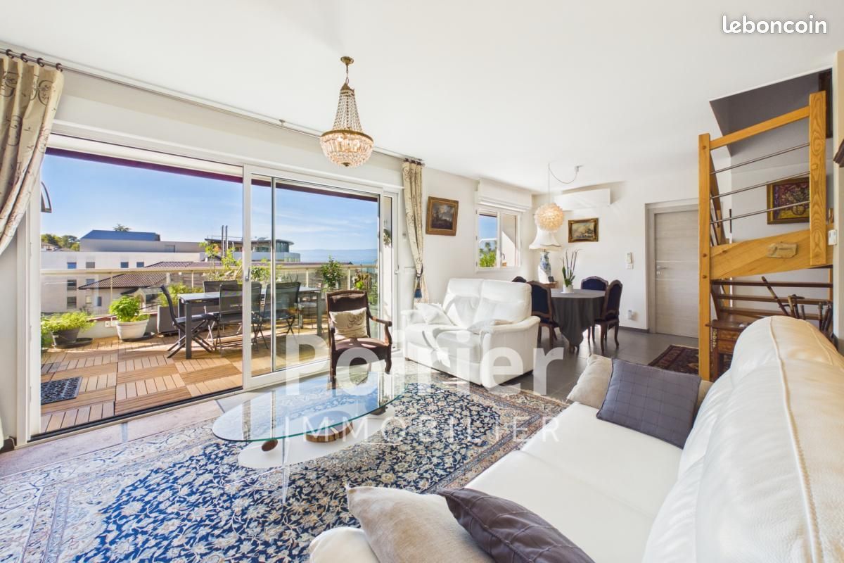 Appartement 5 pièces 137 m² · à Évian-les-Bains · 137 m² · 875 000 €