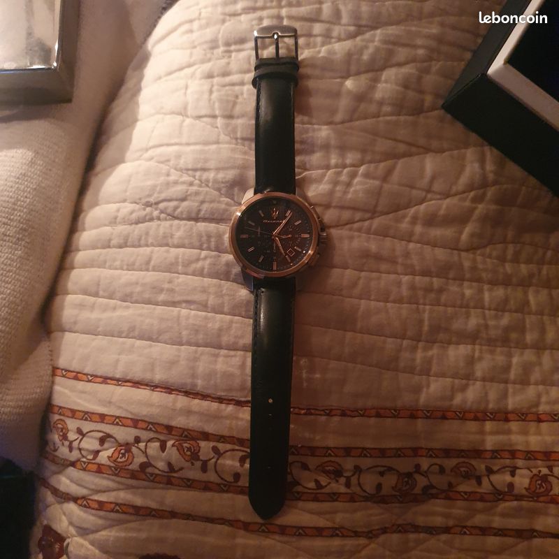 Montre Maserati Successo QTZ 44mm Chronographes (image 3)
