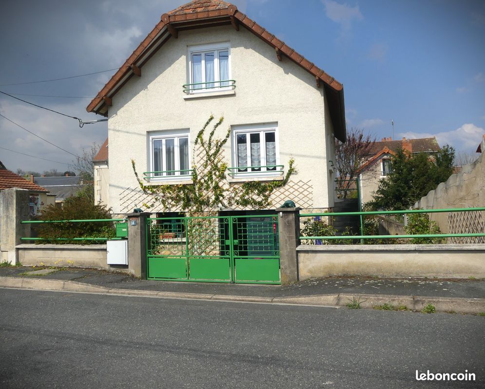 Maison 4 pièces 101 m² · à Saint-Amand-Montrond · 101 m² · 115 000 €