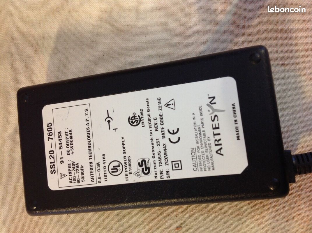 Artesyn 724876-251 SSL20-7605 chargeur power (image 1)