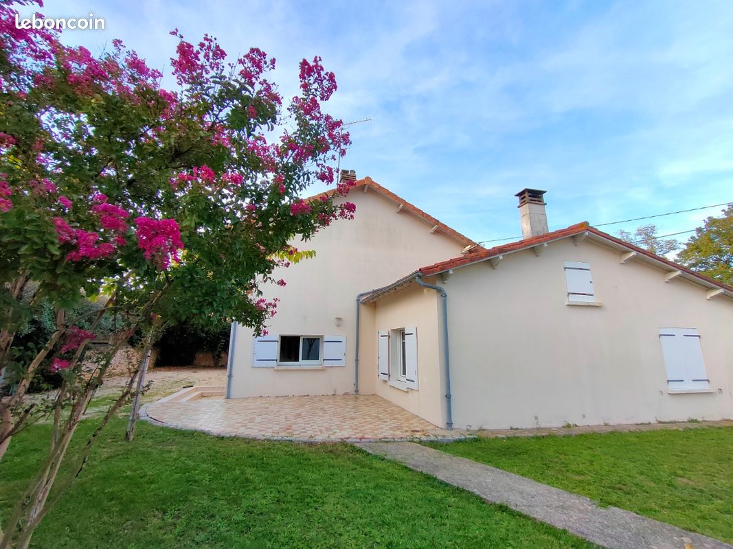 Maison 4 pièces 125 m² · à Niort · 125 m² · 250 000 €