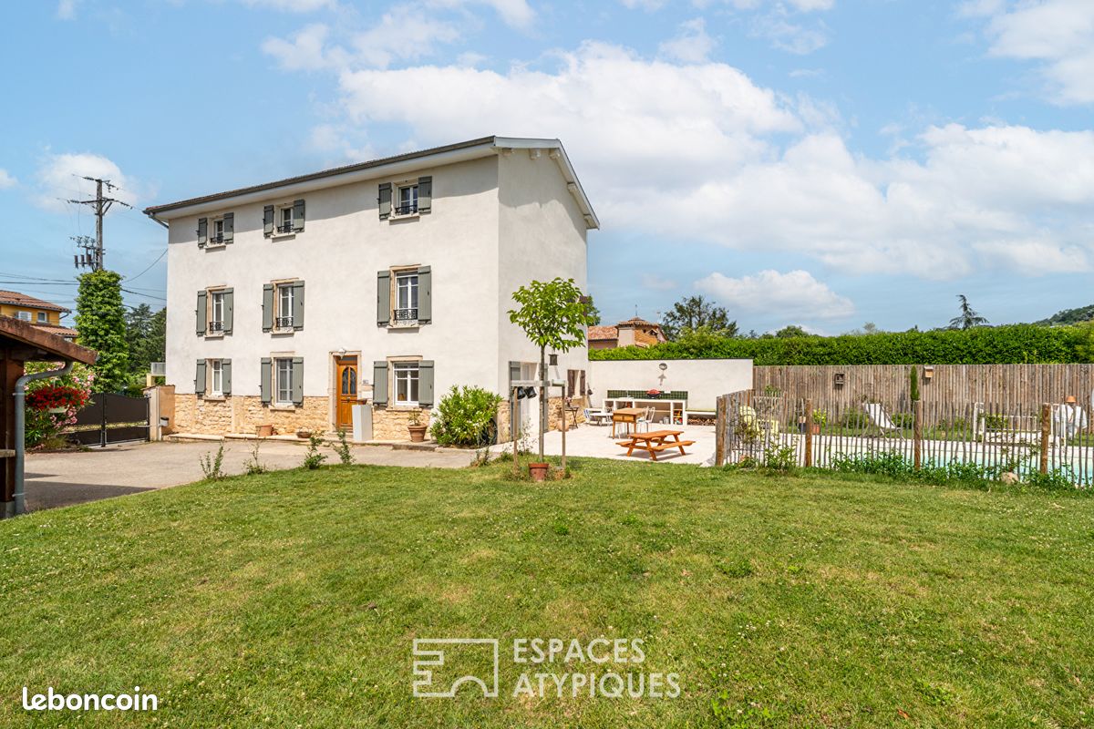 Maison 6 pièces 203 m² · à Trévoux · 203 m² · 670 000 €