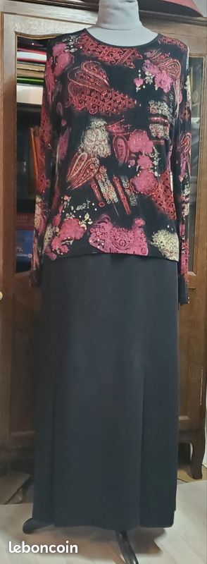 Jupe Noire classe.90cm de longueur (image 4)