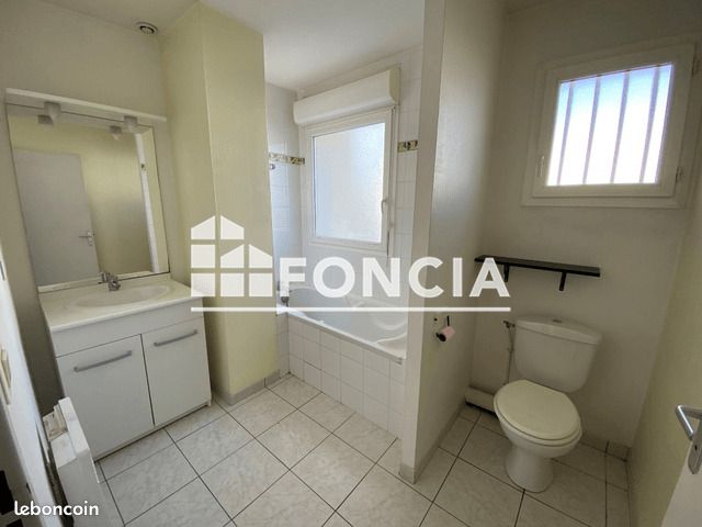 Maison 4 pièces 100 m² · à Villenave-d'Ornon · 100 m² · 1 176 €/mois