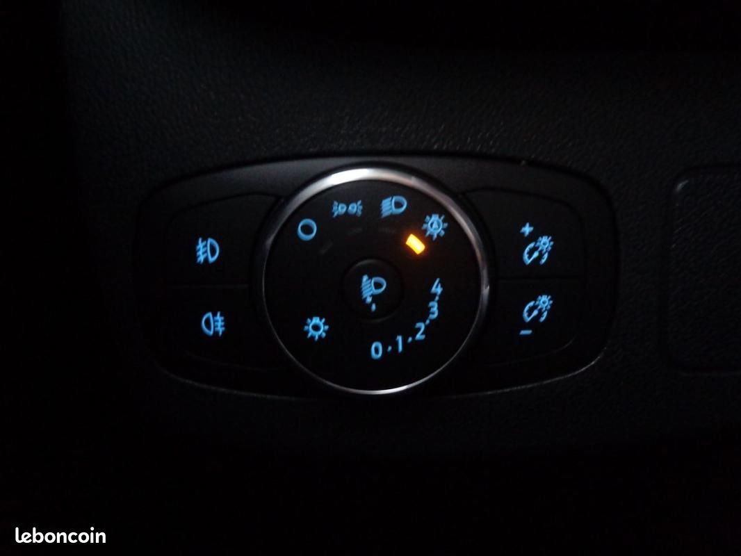 Ford Puma 1.0 ECOBOOST MHEV 125CH ST-LINE (image 16)